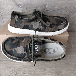 Hey Dude Shoes Youth Boys Size 5 Wally Linen Brown Camo Slip On Loafers Sneakers